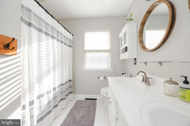 29 GROVEHILL CT, Downingtown, PA 19335