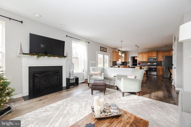 29 GROVEHILL CT, Downingtown, PA 19335