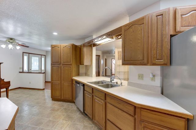 11736 Broad Street, Millersport, OH 43046