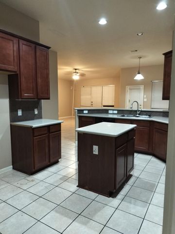 6027 Schaumburg Drive, Spring, TX 77388