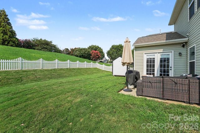 1359 Farm Branch Drive SW, Concord, NC 28027
