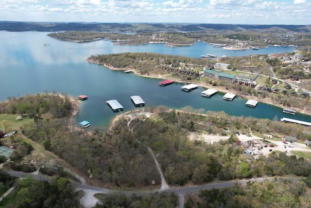 36 Randall Drive, Branson, MO 65616
