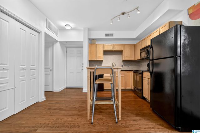 2020 5th Ave S Apt 232, Birmingham, AL 35233