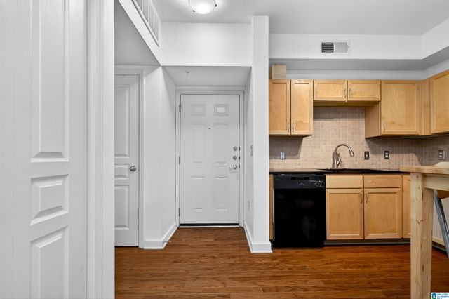 2020 5th Ave S Apt 232, Birmingham, AL 35233