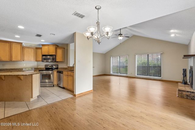 682 Oahu Street, Diamondhead, MS 39525