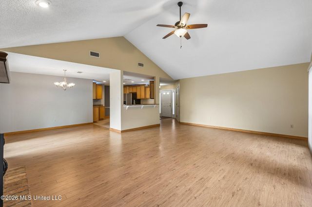 682 Oahu Street, Diamondhead, MS 39525