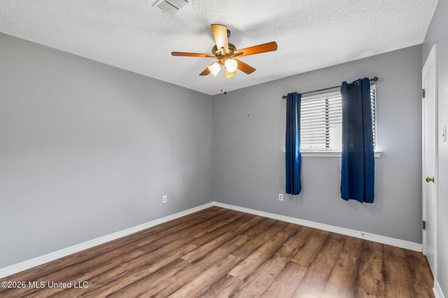 682 Oahu Street, Diamondhead, MS 39525