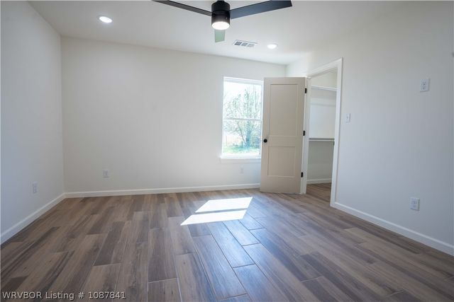 1006 Raleigh Street, Lavaca, AR 72941