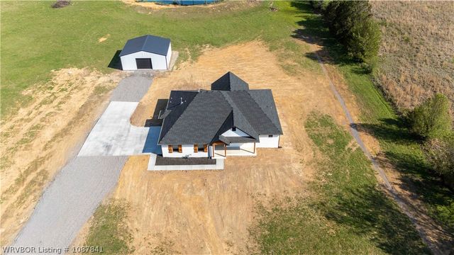 1006 Raleigh Street, Lavaca, AR 72941