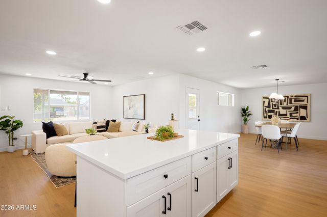 6926 E DIAMOND Street, Scottsdale, AZ 85257