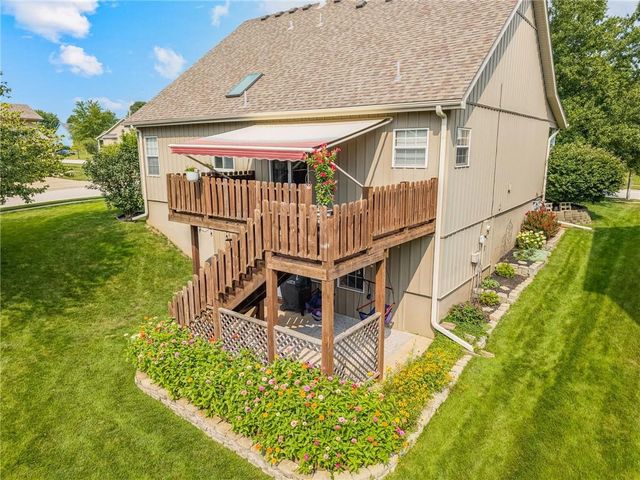 10912 N Wallace Avenue, Kansas City, MO 64157