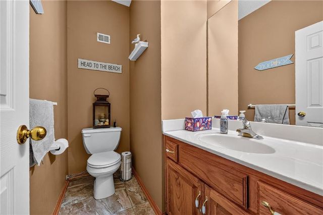 10912 N Wallace Avenue, Kansas City, MO 64157