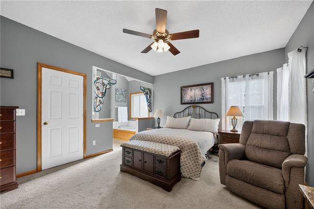 10912 N Wallace Avenue, Kansas City, MO 64157