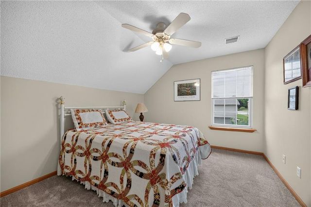 10912 N Wallace Avenue, Kansas City, MO 64157