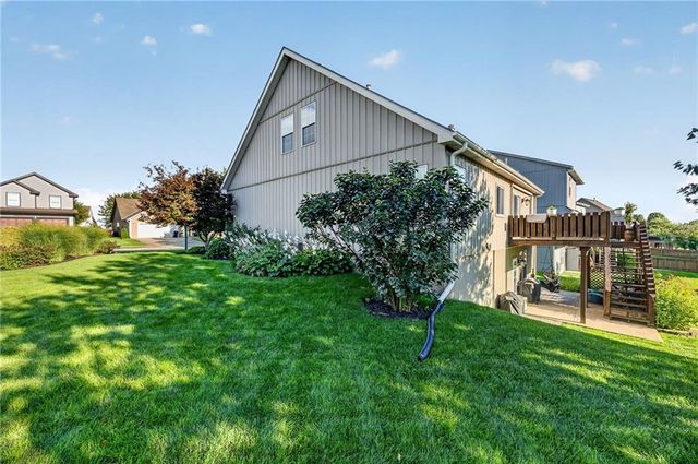 10912 N Wallace Avenue, Kansas City, MO 64157