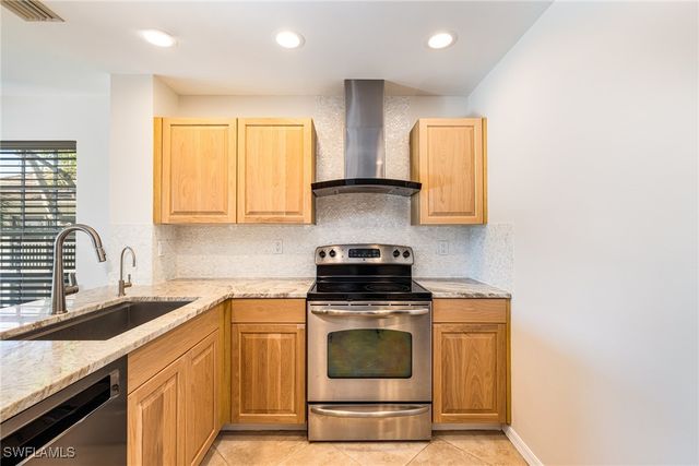 8301 Grand Palm DR 3, Estero, FL 33967