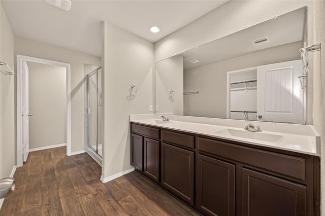 831 Petunia Falls Lane, Rosharon, TX 77583