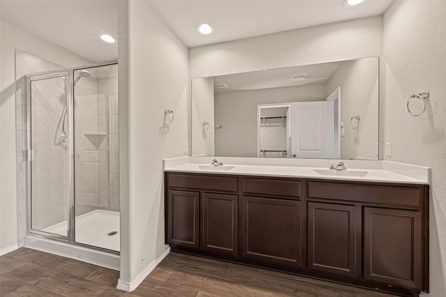 831 Petunia Falls Lane, Rosharon, TX 77583