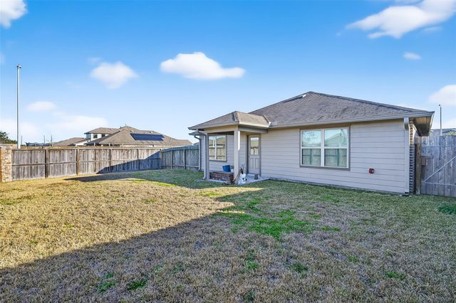 831 Petunia Falls Lane, Rosharon, TX 77583