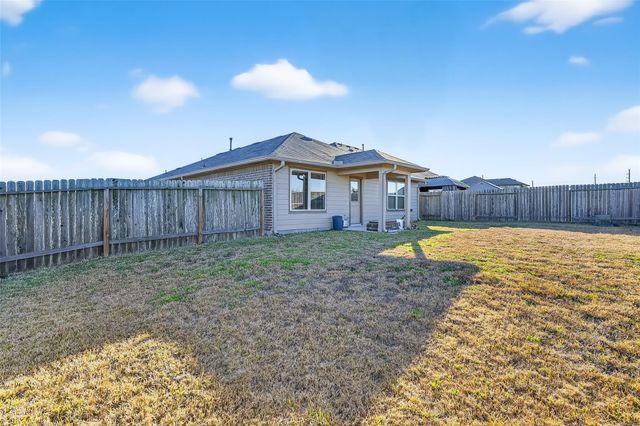831 Petunia Falls Lane, Rosharon, TX 77583
