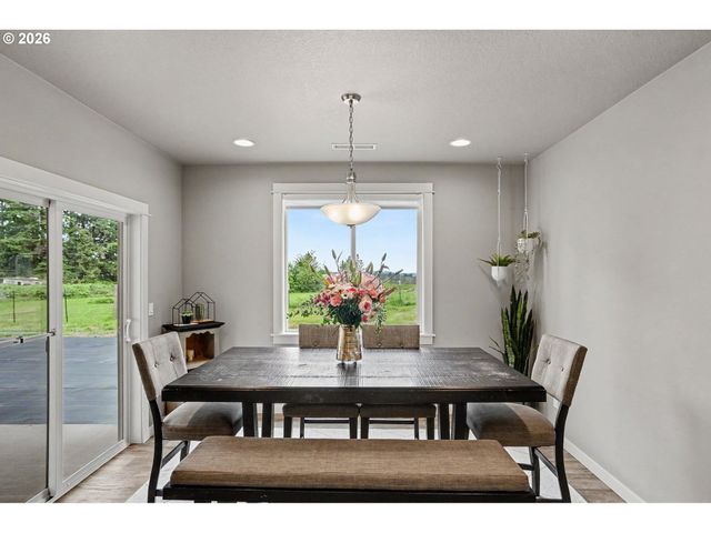 11862 STEINKAMP Rd Se, Aumsville, OR 97325