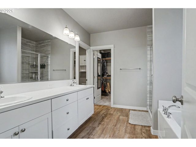 11862 STEINKAMP Rd Se, Aumsville, OR 97325