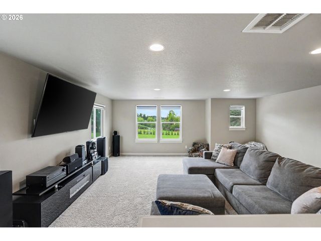 11862 STEINKAMP Rd Se, Aumsville, OR 97325