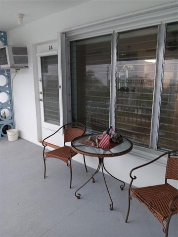 1110 N Riverside Drive 26, Pompano Beach, FL 33062