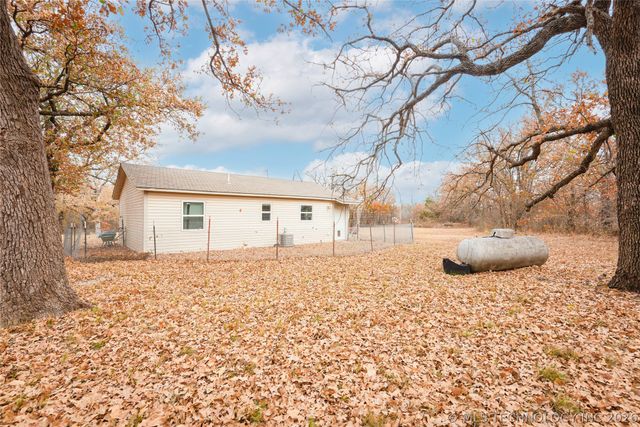 248 Pebble Lane, Ratliff City, OK 73481