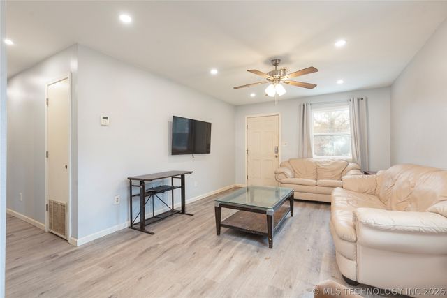 248 Pebble Lane, Ratliff City, OK 73481