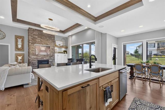 4721 NE Jamestown Drive, Lee's Summit, MO 64064