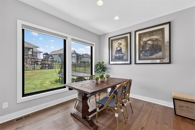 4721 NE Jamestown Drive, Lee's Summit, MO 64064