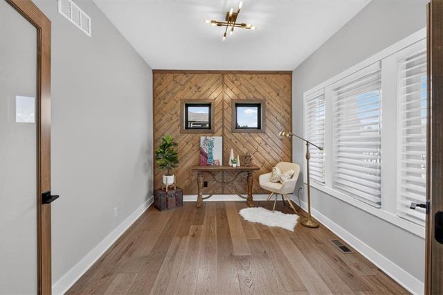 4721 NE Jamestown Drive, Lee's Summit, MO 64064