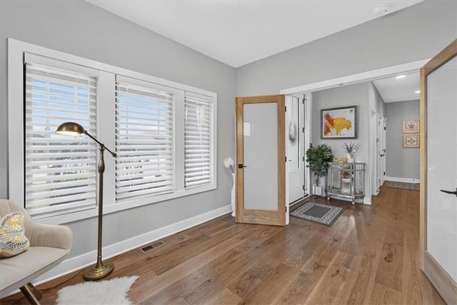4721 NE Jamestown Drive, Lee's Summit, MO 64064