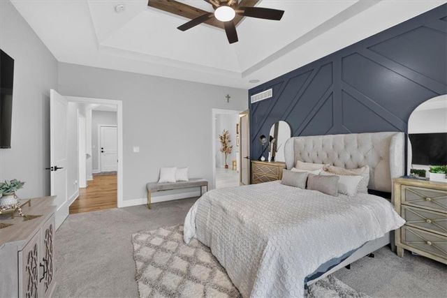 4721 NE Jamestown Drive, Lee's Summit, MO 64064