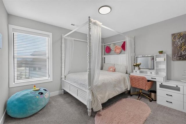 4721 NE Jamestown Drive, Lee's Summit, MO 64064
