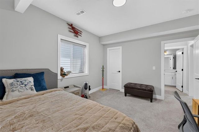 4721 NE Jamestown Drive, Lee's Summit, MO 64064