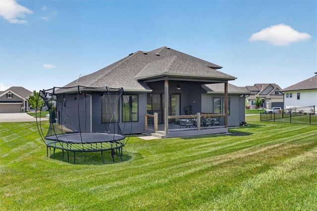 4721 NE Jamestown Drive, Lee's Summit, MO 64064