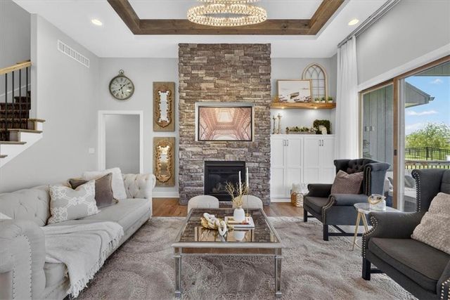 4721 NE Jamestown Drive, Lee's Summit, MO 64064