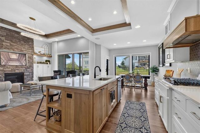 4721 NE Jamestown Drive, Lee's Summit, MO 64064