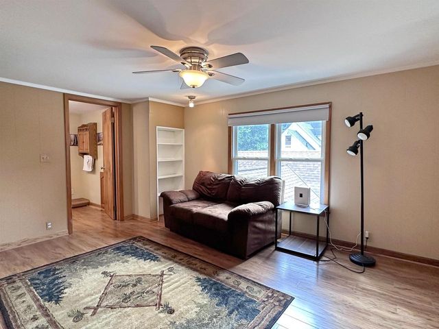 22 N Pine Street, Janesville, WI 53548