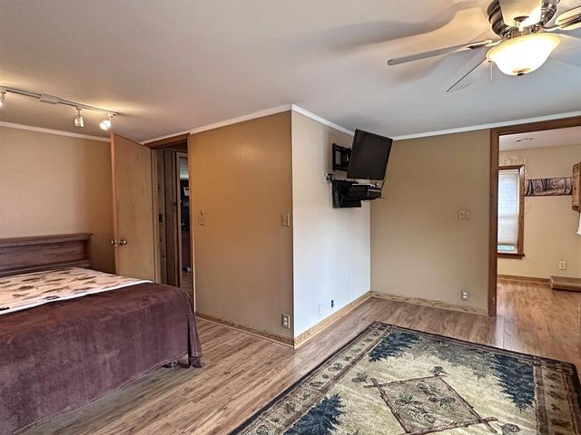 22 N Pine Street, Janesville, WI 53548