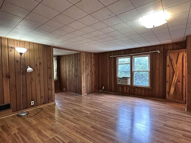 22 N Pine Street, Janesville, WI 53548