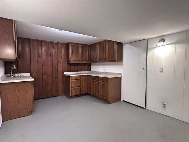 22 N Pine Street, Janesville, WI 53548