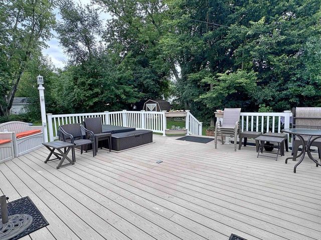 22 N Pine Street, Janesville, WI 53548