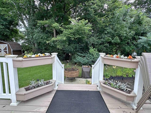 22 N Pine Street, Janesville, WI 53548