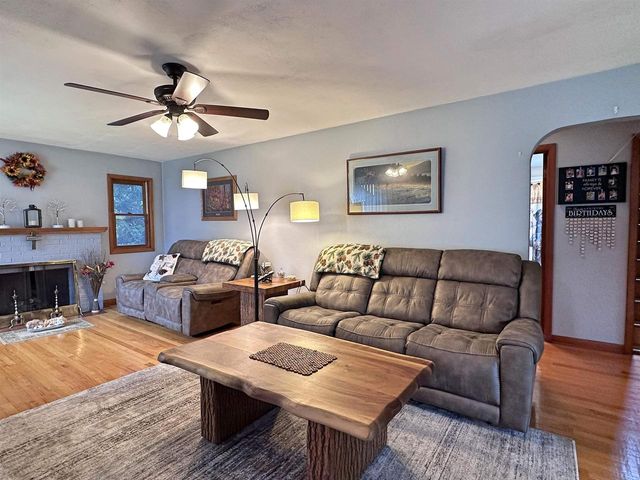 22 N Pine Street, Janesville, WI 53548