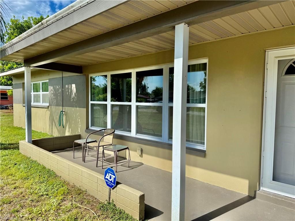 17 Kansas RD, LEHIGH ACRES, FL 33936 — photo 4
