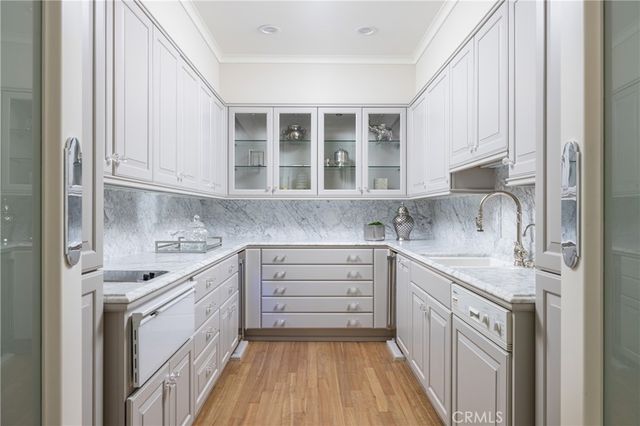 56 Royal Saint George Road, Newport Beach, CA 92660