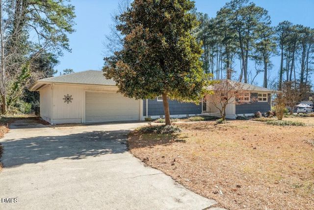 1117 S 1st Street, Smithfield, NC 27577